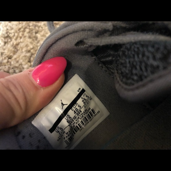 Jordan eclipses - Picture 5 of 8